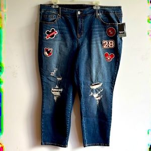 NWT TORRID Disney size 20 Boyfriend Mickey patched high rise blue jeans